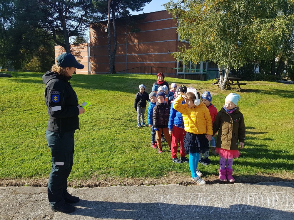 Saugaus eismo taisyklių priminimas ugdytiniams